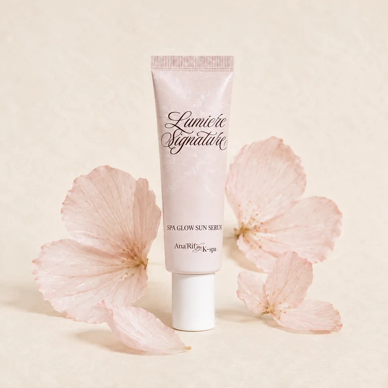 Lumière Signature Spa Glow Sun Serum with pressed petals